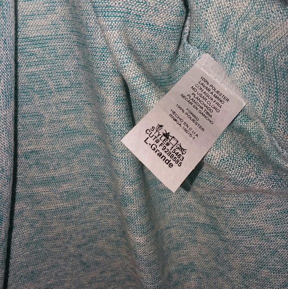 🌼True Light🌼High low long sleeve top - Picture 4 of 6